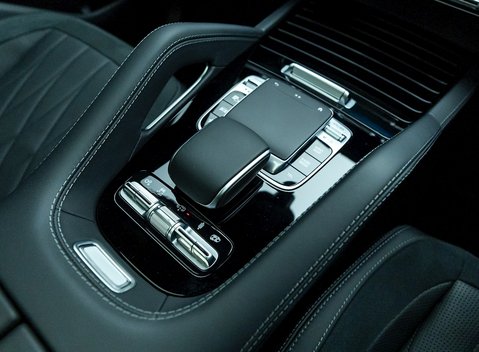 Mercedes-Benz GLS 63 Night Edition Executive 28