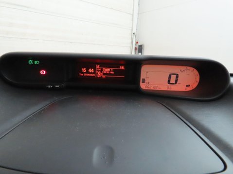 Citroen C3 Picasso 1.6 BlueHDi Platinum Euro 6 5dr 12