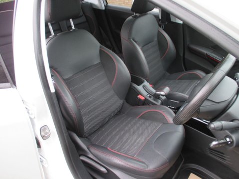Peugeot 2008 1.2 PureTech GT Line Euro 6 (s/s) 5dr 24