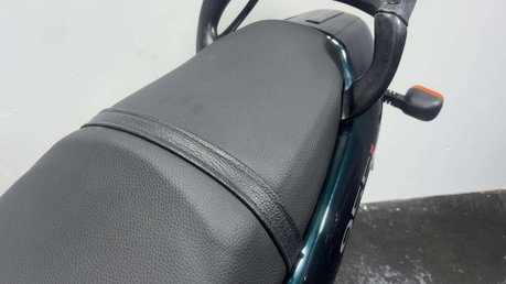 Triumph Sprint 2004 ONLY 13K EYE CATCHING SPORTS TOURING 955CC 29