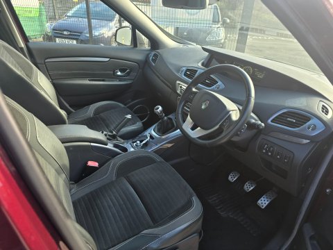 Renault Scenic XMOD DYNAMIQUETT BOSEPLUS ENERGY DCI S/S 10