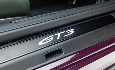 Porsche 911 GT3 TOURING (992.2) 32