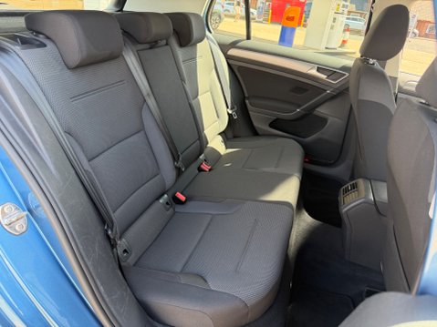 Volkswagen Golf MATCH EDITION TDI BMT DSG 25