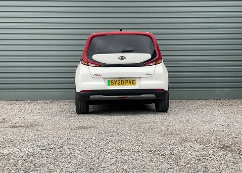 Kia Soul 150kW First Edition 64kWh 9