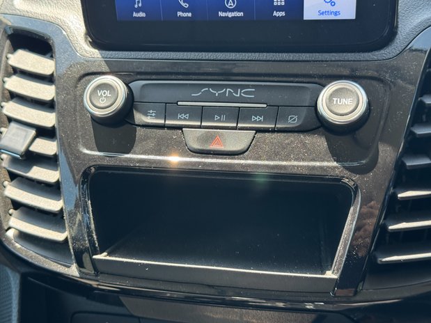 Ford Transit Connect AUTO LWB L2H1 Low Roof Limited Air Con Alloys Sensors Cam EURO 6 31