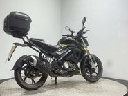 Keeway RKF 125 2023 ONLY 4K 1 OWNER NEW MOT 125CC NAKED BIKE 2