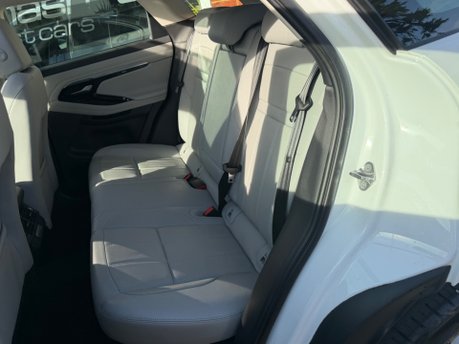 Land Rover Range Rover Evoque SE MHEV 41