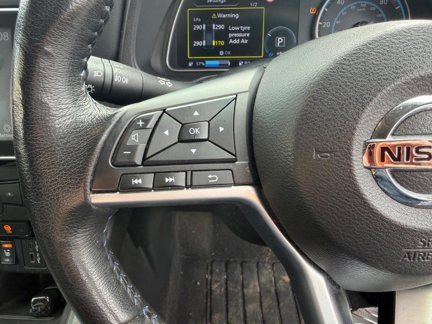 2021 Nissan Leaf — image 15