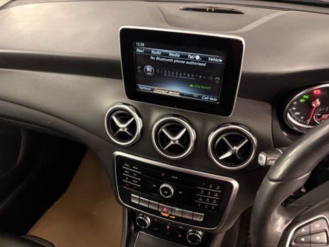 Mercedes-Benz GLA 1.6 GLA200 SE (Executive) Euro 6 (s/s) 5dr 18