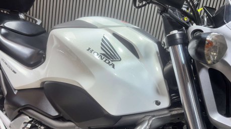 Honda NC700 2012 ONLY 19K NEW MOT 47BHP A2 READY SERVICED COMMUTER BIKE 39