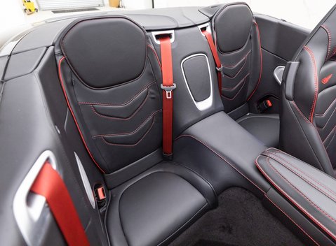 Aston Martin DBS Superleggera Volante 14