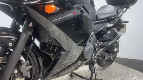 Yamaha XJ6 2010 ONLY 15K 1 FORMER OWNER LONG MOT WARRANTY 600CC A2 40