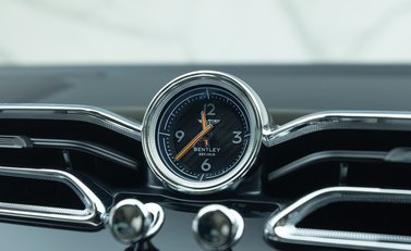 Bentley Bentayga V8 AZURE 26