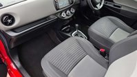 Toyota Yaris 1.5 VVT-i Icon Hatchback 5dr Petrol CVT Euro 6 (111 ps) 30
