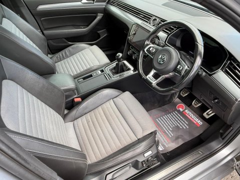 Volkswagen Passat 2.0 TDI R-Line Euro 6 (s/s) 4dr 17