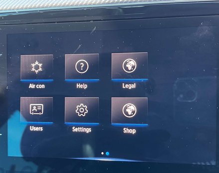 Volkswagen Passat 1.5 Passat R-Line TSi Evo 5dr 32