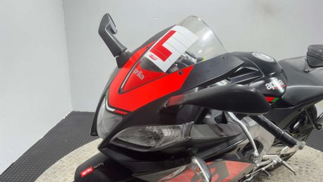 Aprilia RS RS4 2020 ONLY 6K SPORTS BIKE 125CC NEW MOT 1 OWNER LEARNER 15BHP 41