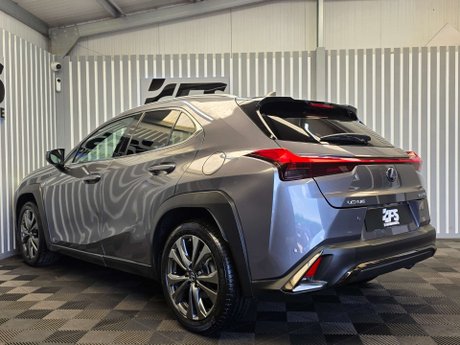 Lexus Ux 2.0 250h F Sport SUV 5dr Petrol Hybrid E-CVT Euro 6 (s/s) (184 ps) 31
