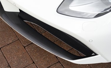 Ferrari 488 GTB 25