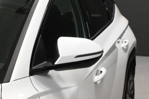 Hyundai TUCSON 1.6 Tucson SE Connect TGDi HEV Auto 5dr 44