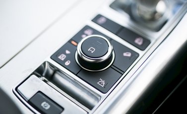 Land Rover Range Rover Sport 5.0 SVR 18