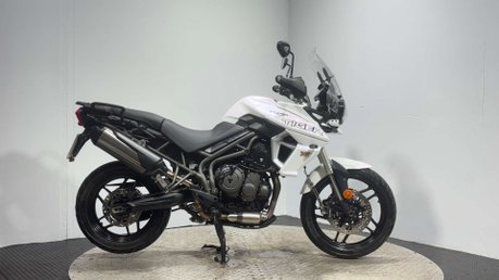 Triumph Tiger XRT 2019 ONLY 9K SERVICE HISTORY MOT VERY CLEAN 800CC 1