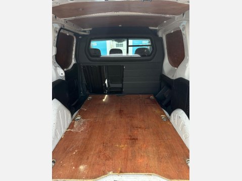 Citroen Berlingo 1.6 HDi 625 Enterprise Panel Van 5dr Diesel Manual L1 (131 g/km, 75 bhp) 4