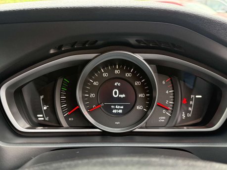 Volvo V40 1.6 V40 SE Luxury D2 Auto 5dr 26