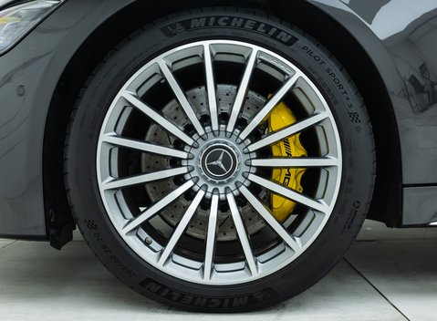 Mercedes-Benz Amg GT 63 S 4-Door 27