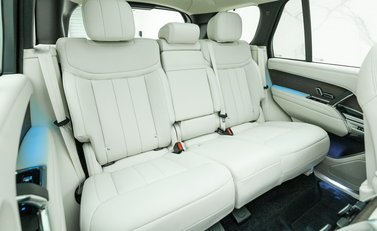 Land Rover Range Rover P400 HSE 11