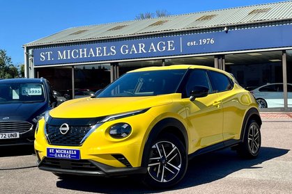 Nissan Juke 1.6 Juke N-Connecta HEV CVT 5dr