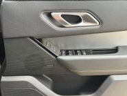 Land Rover Range Rover Velar R-DYNAMIC S 31