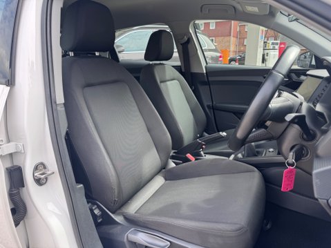Audi A1 SPORTBACK TFSI TECHNIK 3