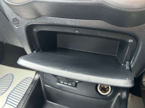 Hyundai i20 1.4 i20 Comfort Auto 5dr 31