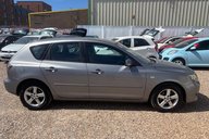 Mazda 3 TS..LOTS OF HISTORY.. 14 SERVICES.. LAST OWNER 11 YEARS.. BLUETOOTH 13