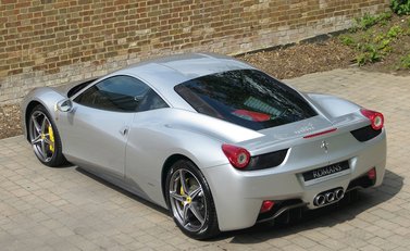 Ferrari 458 Italia 5