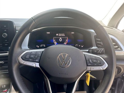Volkswagen T-Roc 1.0 TSI Life SUV 5dr Petrol Manual Euro 6 (s/s) (110 ps) 1 Owner - Sensors 13