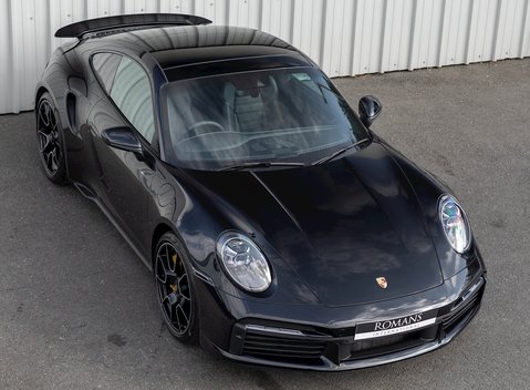 Porsche 911 (992) Turbo S 8