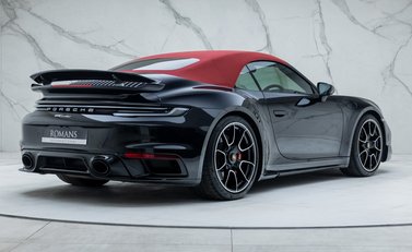 Porsche 911 Turbo Cabriolet (992) 8