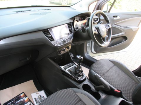 Vauxhall Crossland X 1.2 Turbo Elite Nav Euro 6 (s/s) 5dr 17