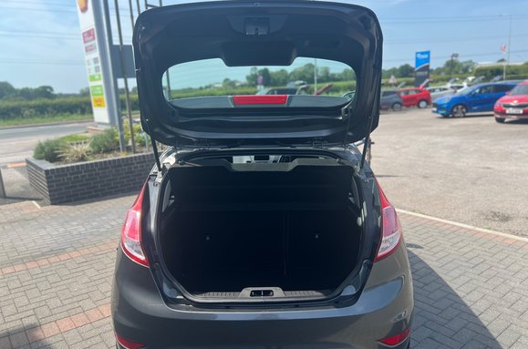 Ford Fiesta 1.25 ZETEC 39