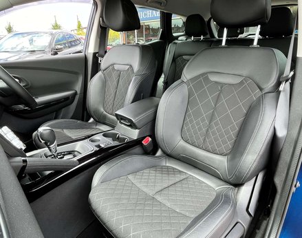 Renault Kadjar 1.5 Kadjar Iconic Blue dCi Auto 5dr 65