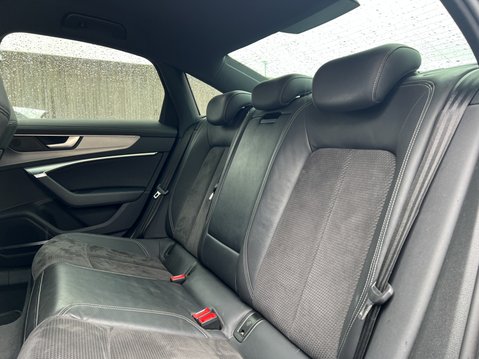 Audi A6 (Sold) 2.0 TDI 40 Black Edition Saloon 4dr Diesel S Tronic quattro Euro 6 ( 16