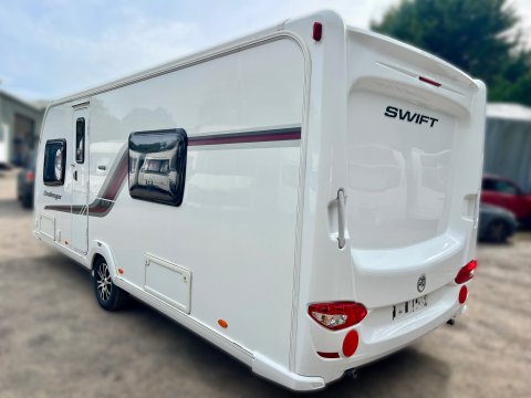 Swift Challenger 570 8