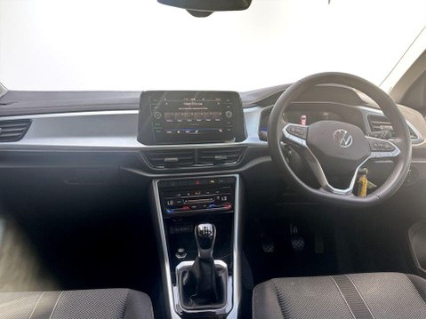 Volkswagen T-Roc 1.0 TSI Life SUV 5dr Petrol Manual Euro 6 (s/s) (110 ps) 1 Owner - Sensors 19