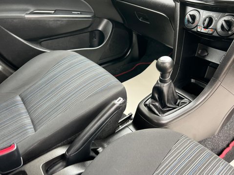 Suzuki Swift SZ3 40