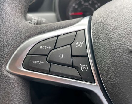 Dacia Duster 1.0 Duster Essential TCe 4x2 5dr 38