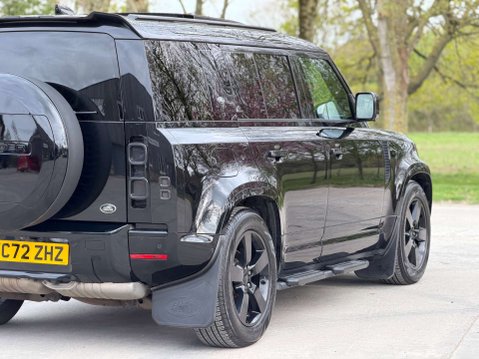 Land Rover Defender 3.0 Defender XS Edition D MHEV A 4WD 5dr 33