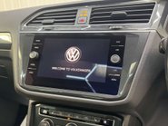Volkswagen Tiguan 2.0 Tiguan SEL TDI 4Motion Semi-Auto 4WD 5dr 84