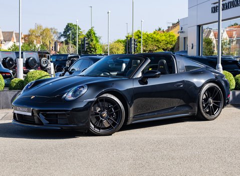 Porsche 911 Targa 4 GTS (992) 2